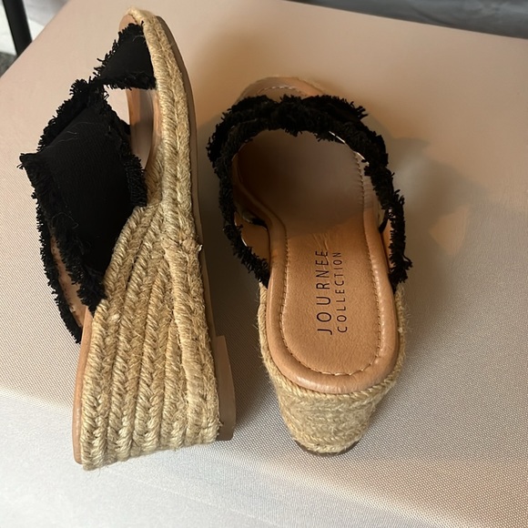 Wedge sandals-NEVER WORN - Picture 4 of 5